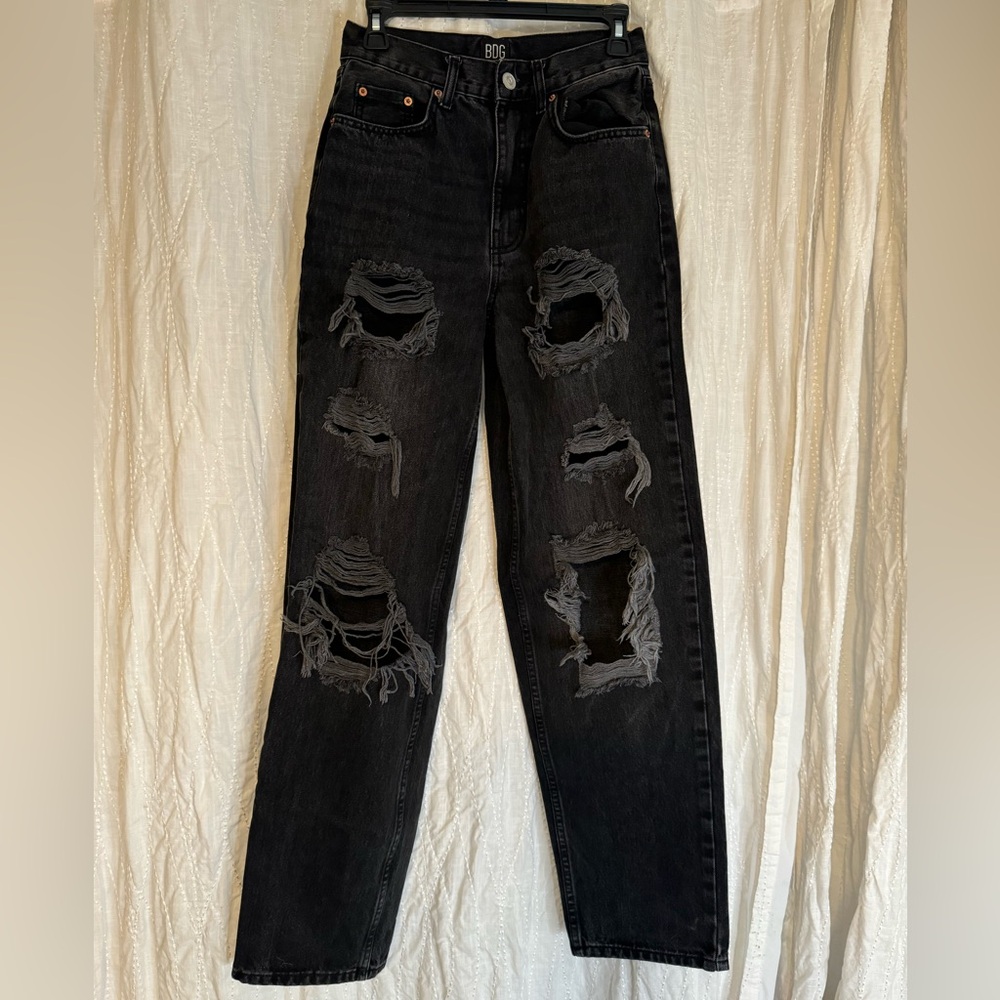 Urban Outfitters BDG straight leg black wash ripped jeans